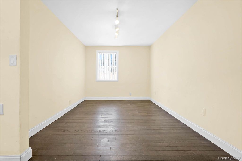 Photo of 78-15 138th Street #35E, Flushing, NY 11367 (MLS # 958228)