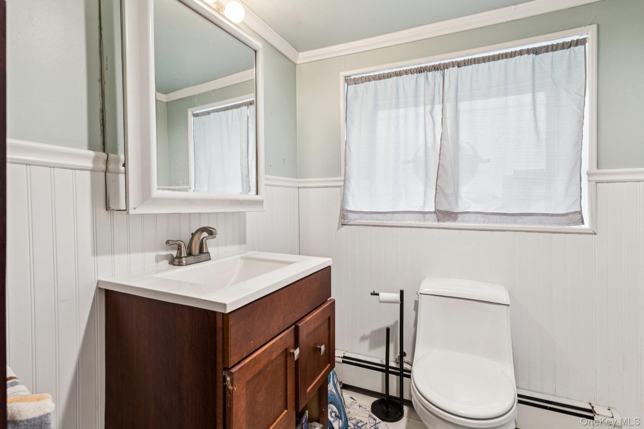 Long Beach, New York 11561, United States, 6 Bedrooms Bedrooms, ,4 BathroomsBathrooms,Residential,Active,190656