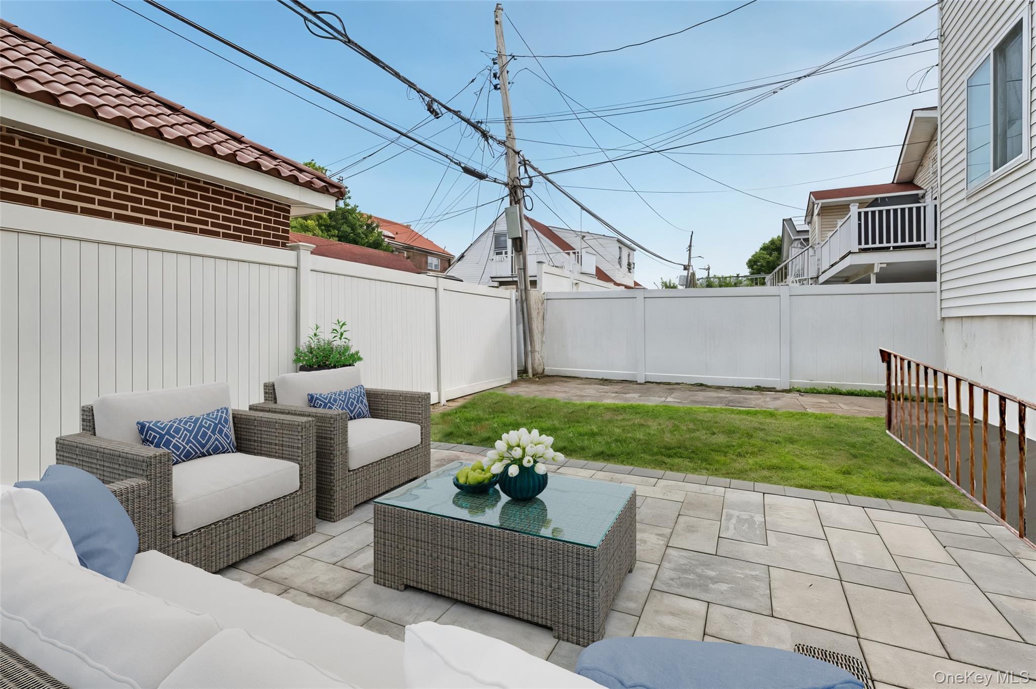 Long Beach, New York 11561, United States, 6 Bedrooms Bedrooms, ,4 BathroomsBathrooms,Residential,Active,190656