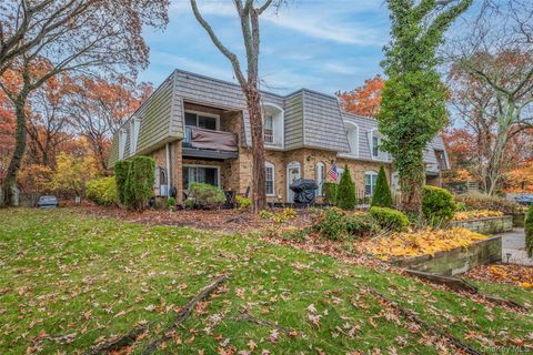 Photo of 655 Middle Country Road #5C2, Coram, NY 11727 (MLS # 932698)