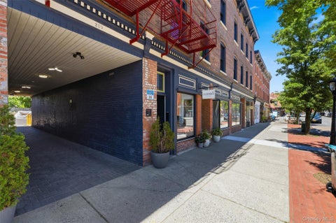 Apartment For Rent - 209 Main Street<br/> Beacon, NY 12508