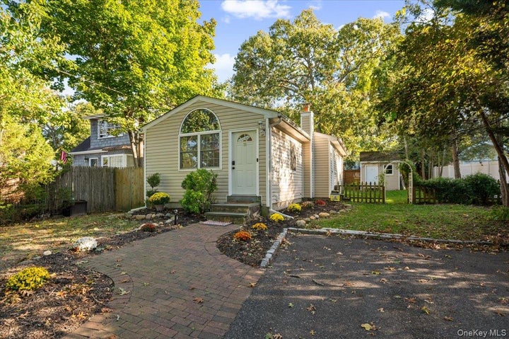 Photo 1 of 21 — 30 Ormond Avenue, Selden, NY 11784
