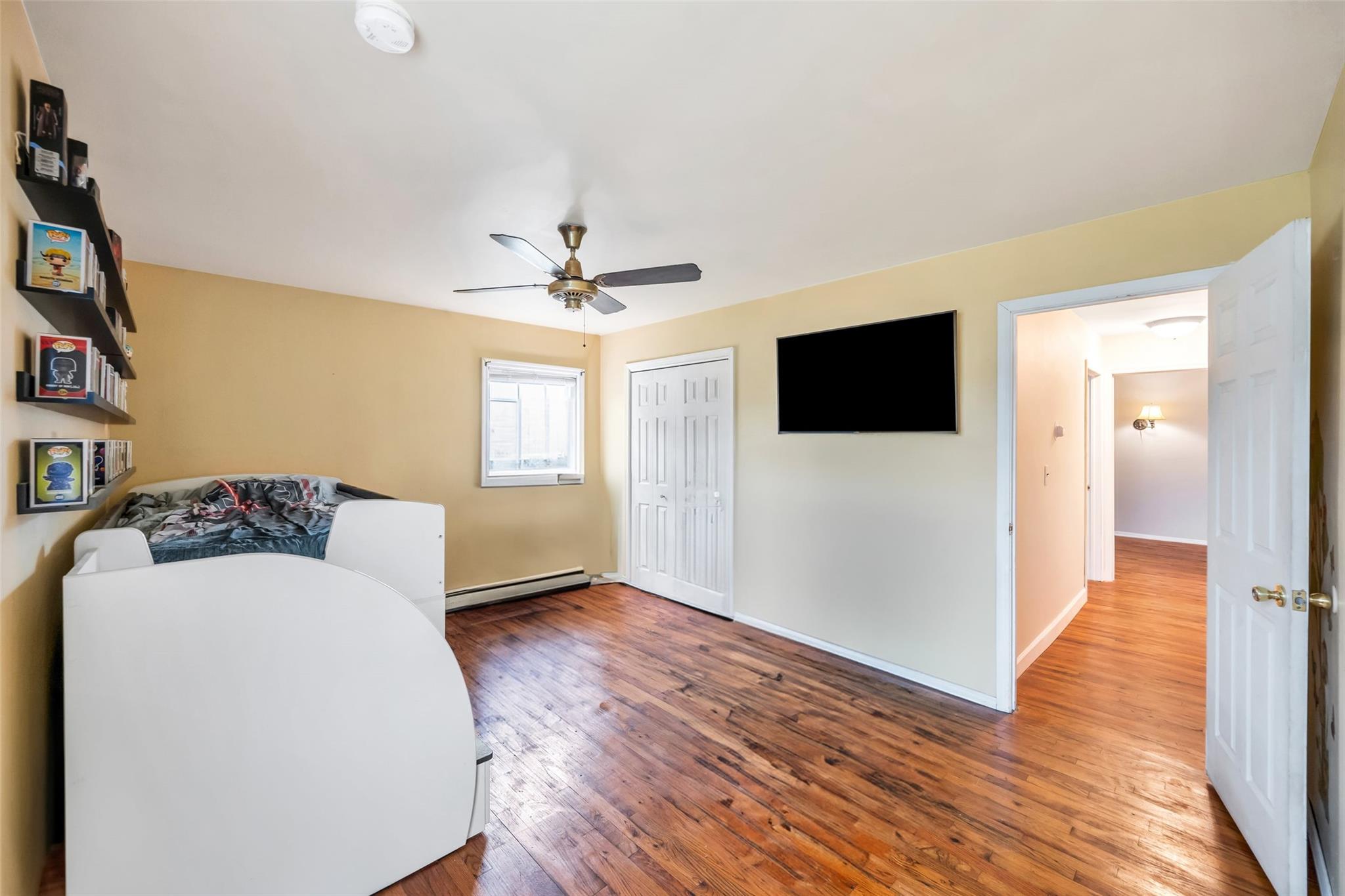 301 Maple Avenue, Patchogue, New York image 16