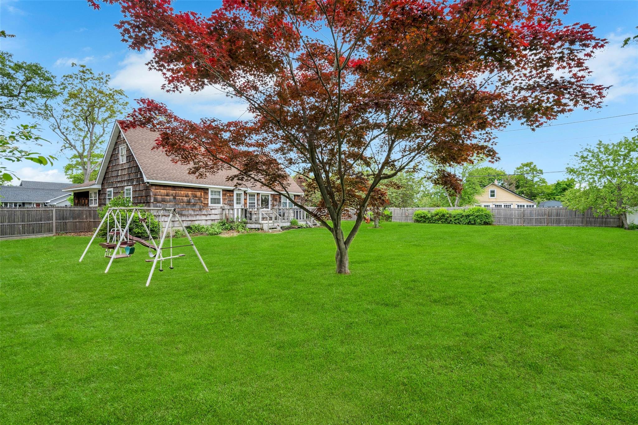 301 Maple Avenue, Patchogue, New York image 21