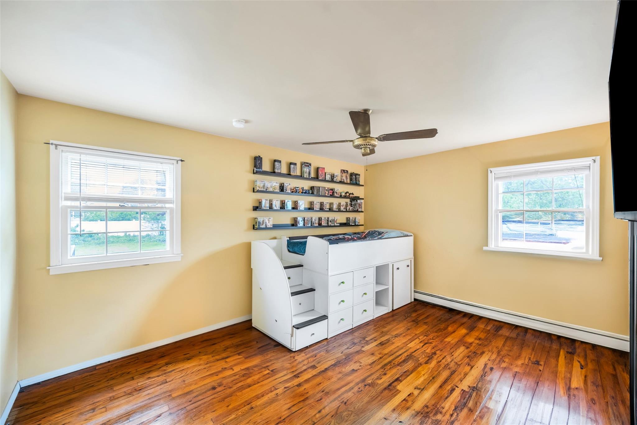 301 Maple Avenue, Patchogue, New York image 15