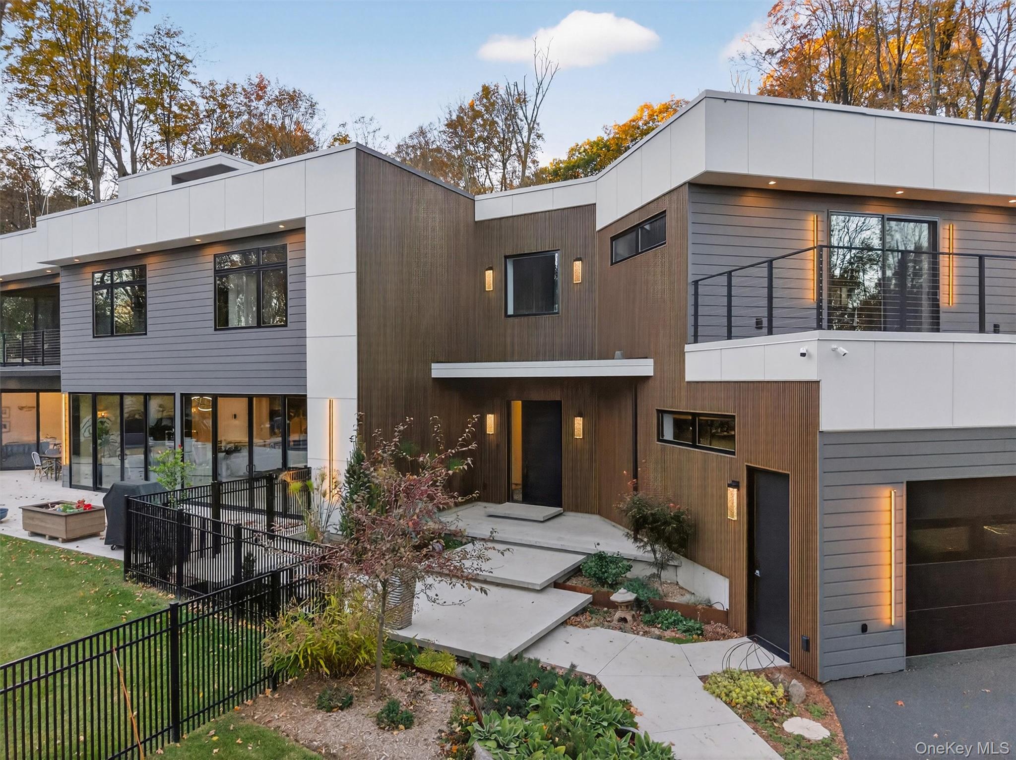 9 Warwick Isle Boulevard