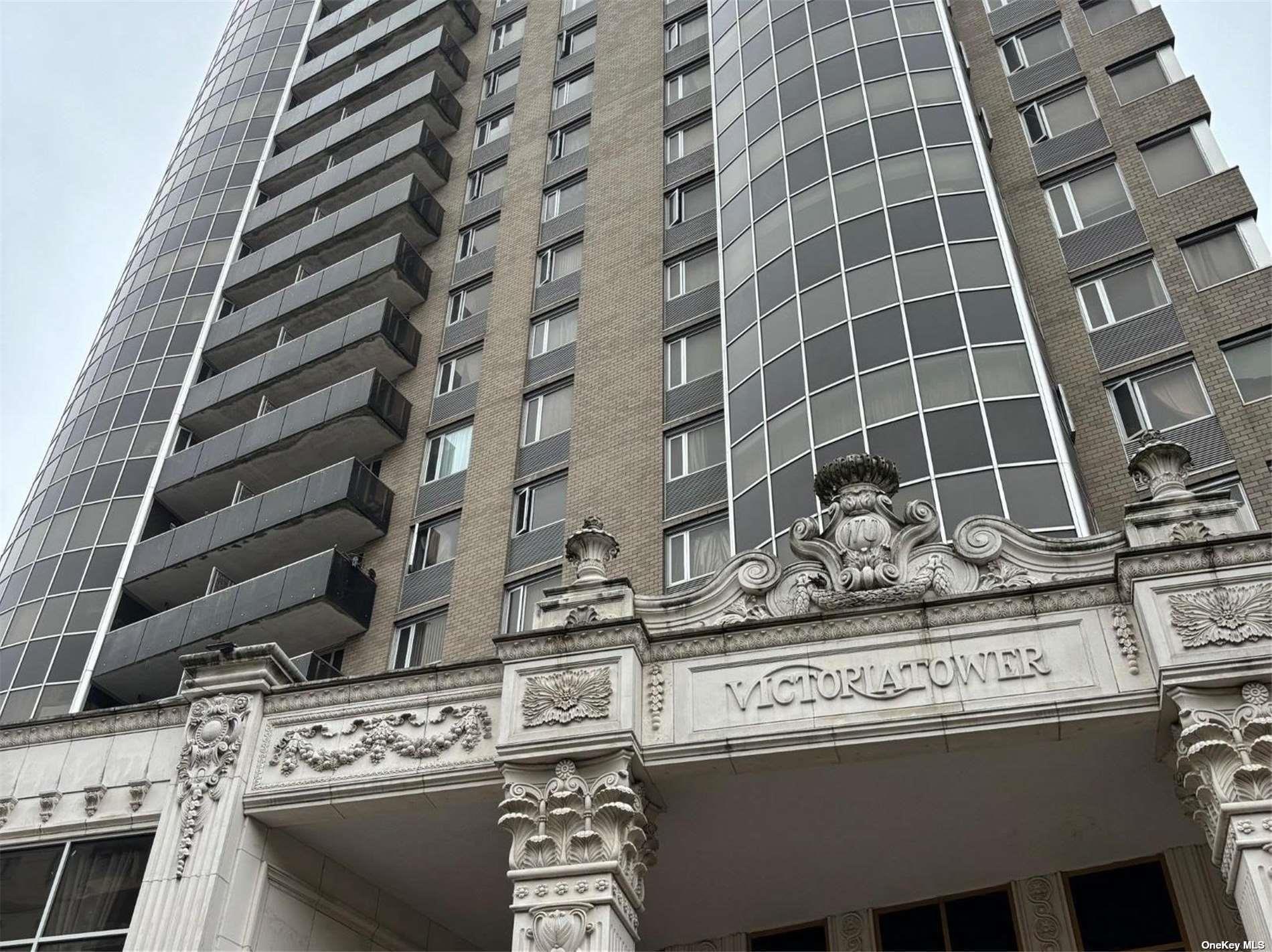 133-38 Sanford Avenue 9C