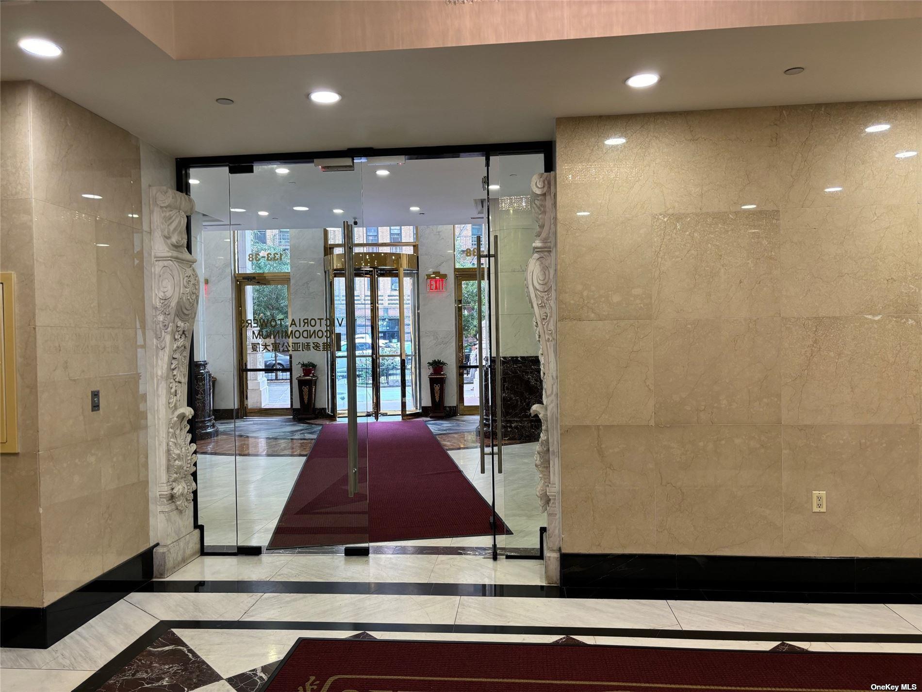 133-38 Sanford Avenue 9C