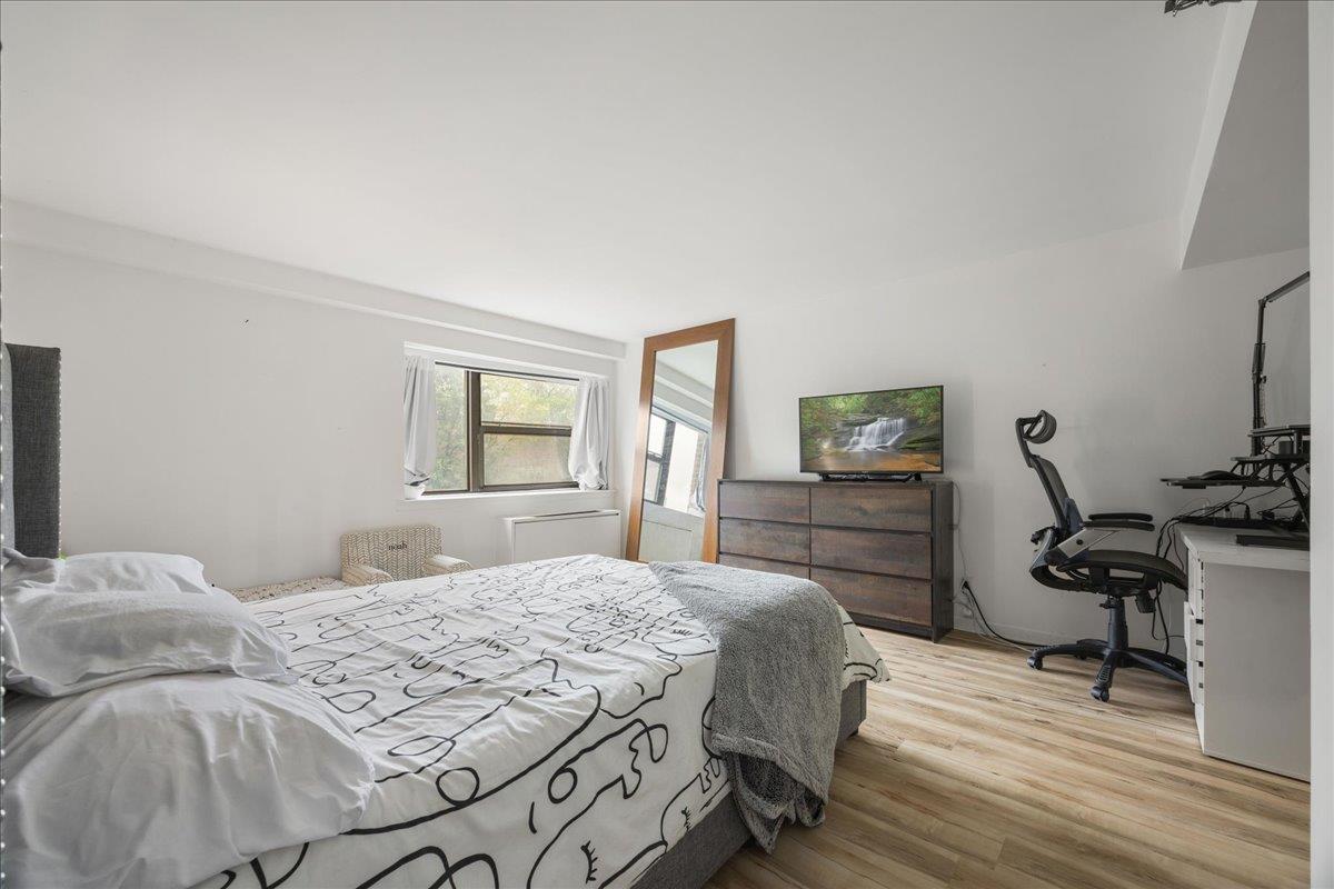 23 Water Grant Street #4I, Yonkers, New York image 5