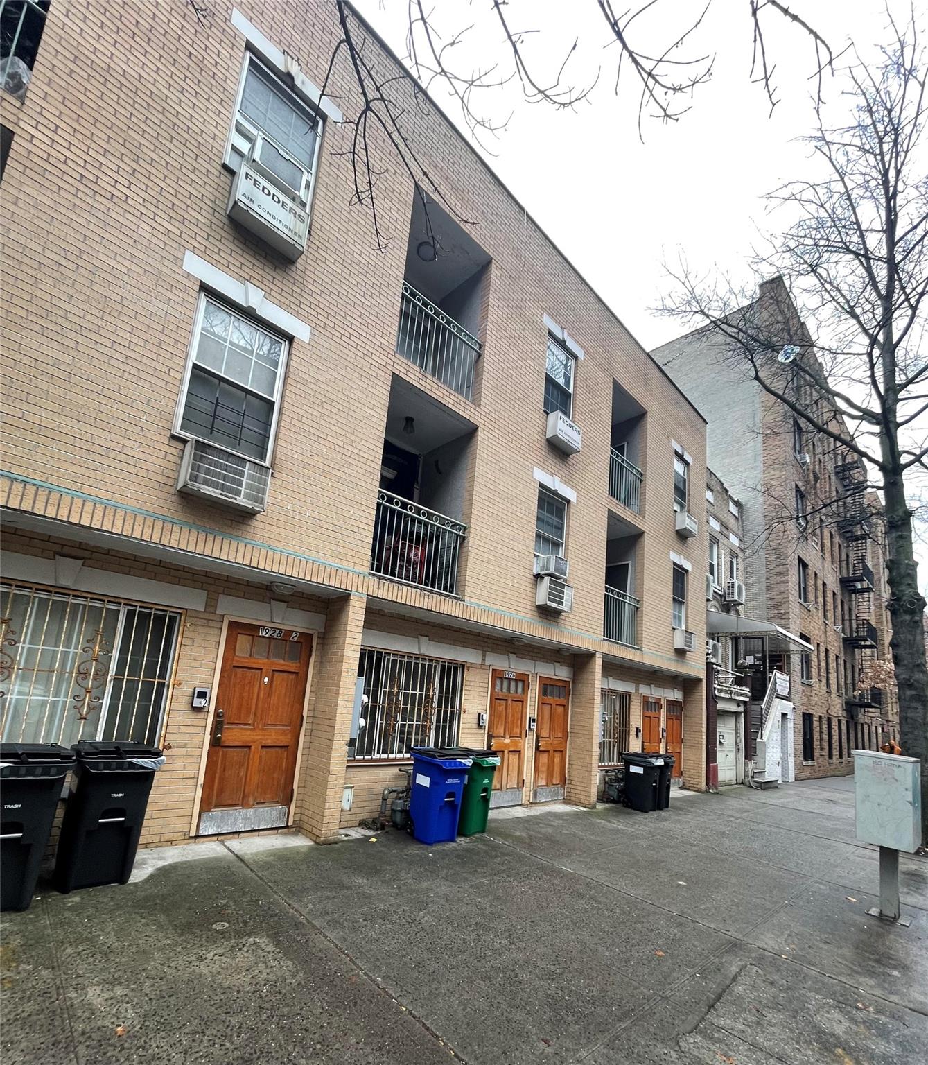 678 WARBURTON AVE Warburton Ave #4M, Yonkers, New York image 2