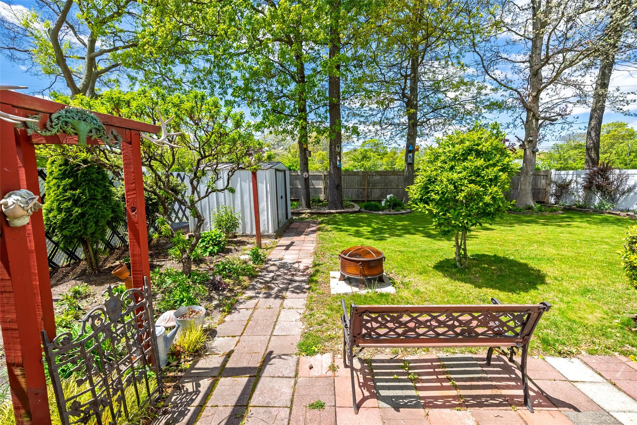 26 Arpage Drive, Shirley, New York image 32