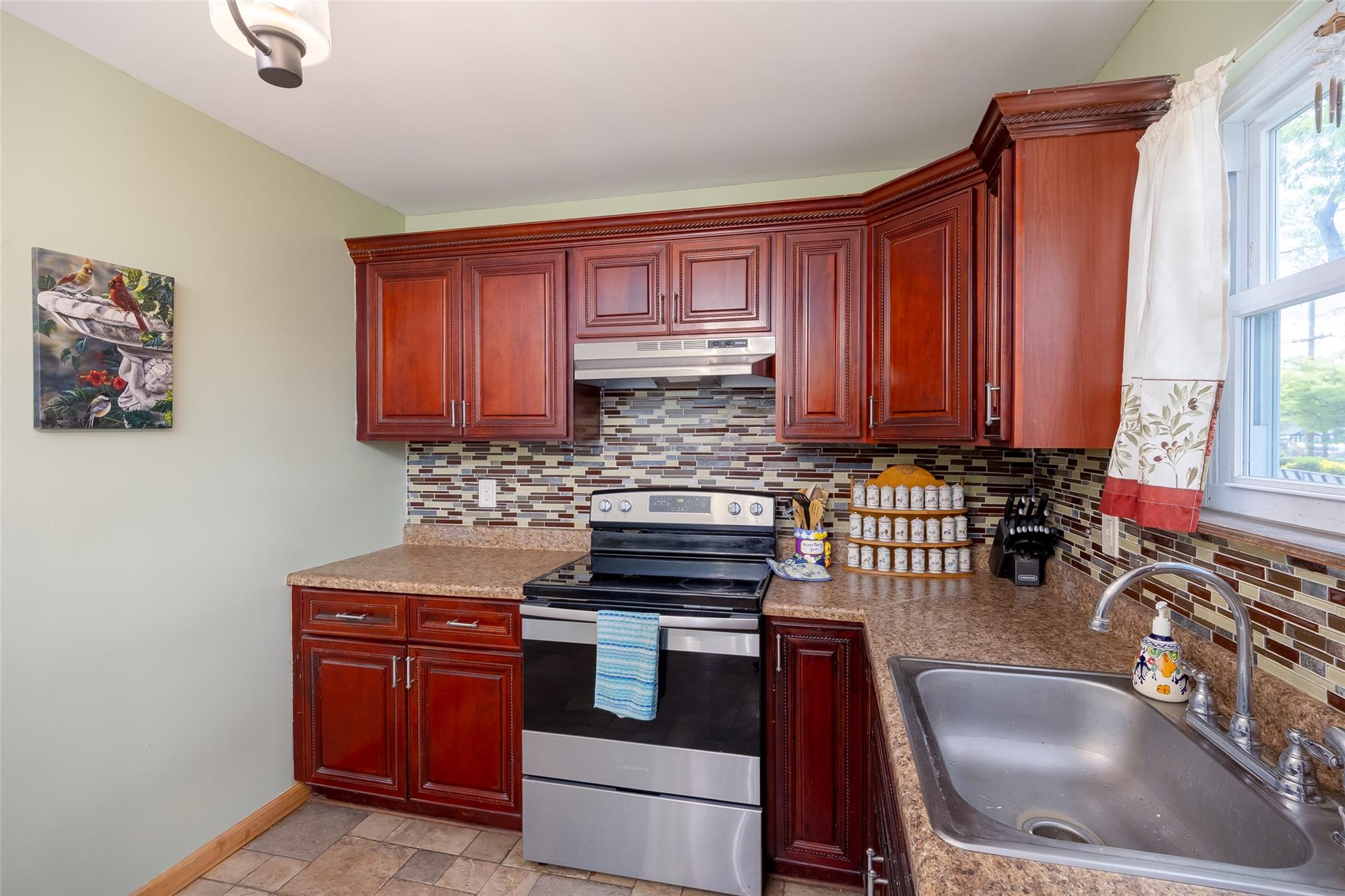26 Arpage Drive, Shirley, New York image 11