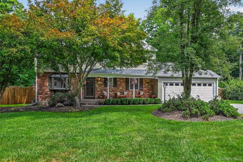 Homes For Sale - 3 Kevin Drive<br/> Suffern, NY 10901