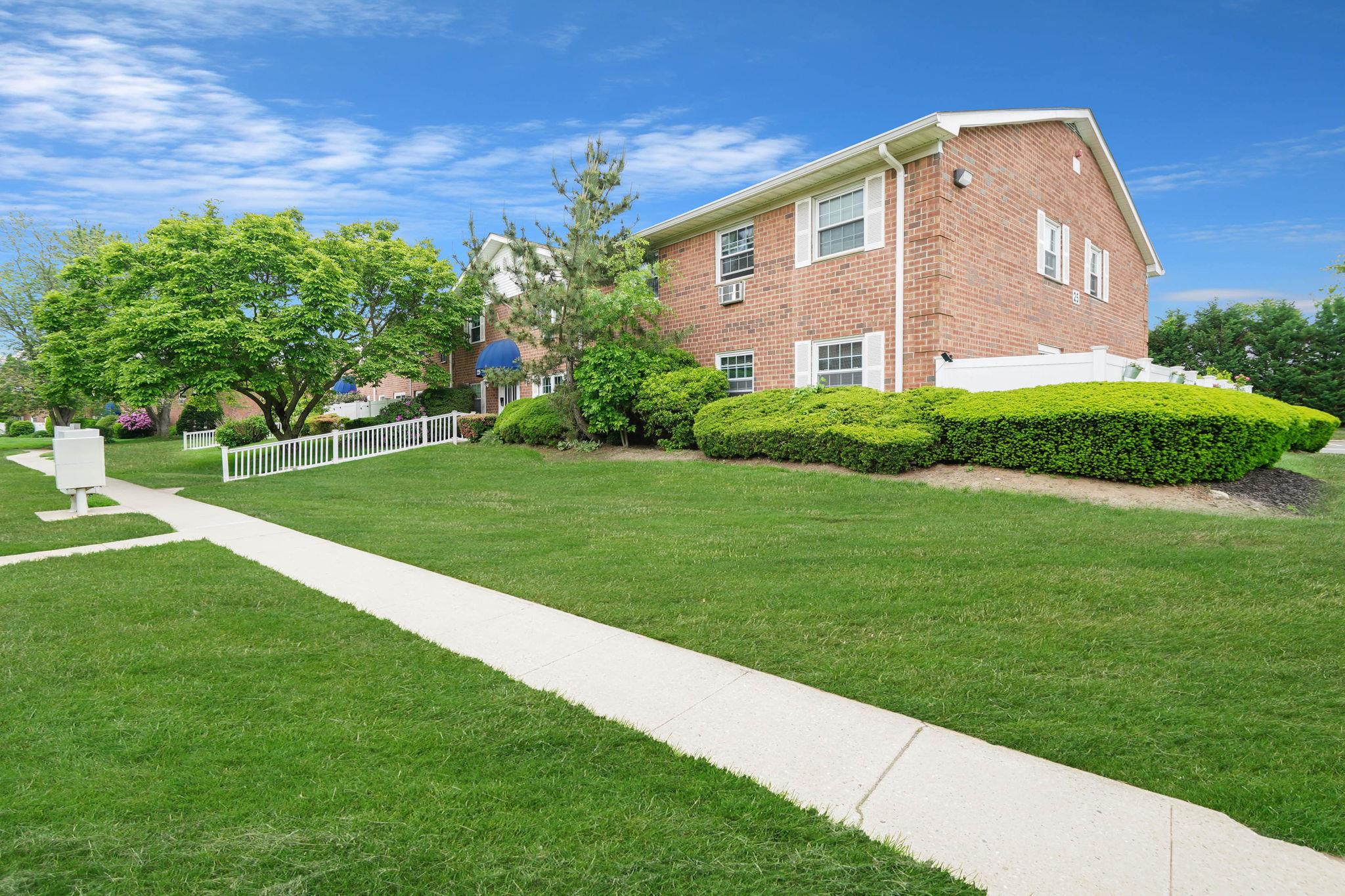 460 Old Town Road Rd #25N, Port Jefferson Station, New York image 3