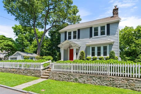 Photo of 33 Merriam Avenue, Bronxville, NY 10708 (MLS # 1008914)