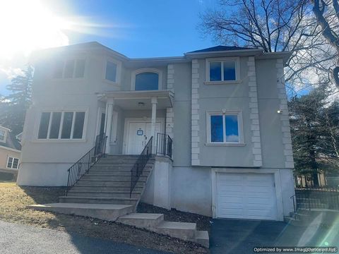 73 W Maple Avenue Monsey NY 10952