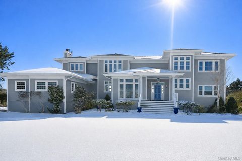 14 S Country Road Westhampton NY 11977