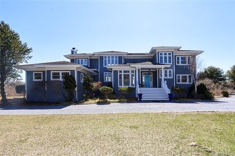 Homes For Sale - 14 S Country Road<br/> Westhampton, NY 11977