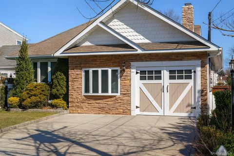 119 Alhambra Road Massapequa NY 11758