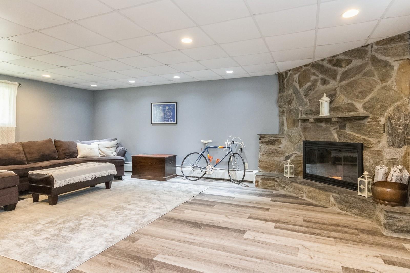 6 Overhill Road, Cortlandt Manor, New York image 15