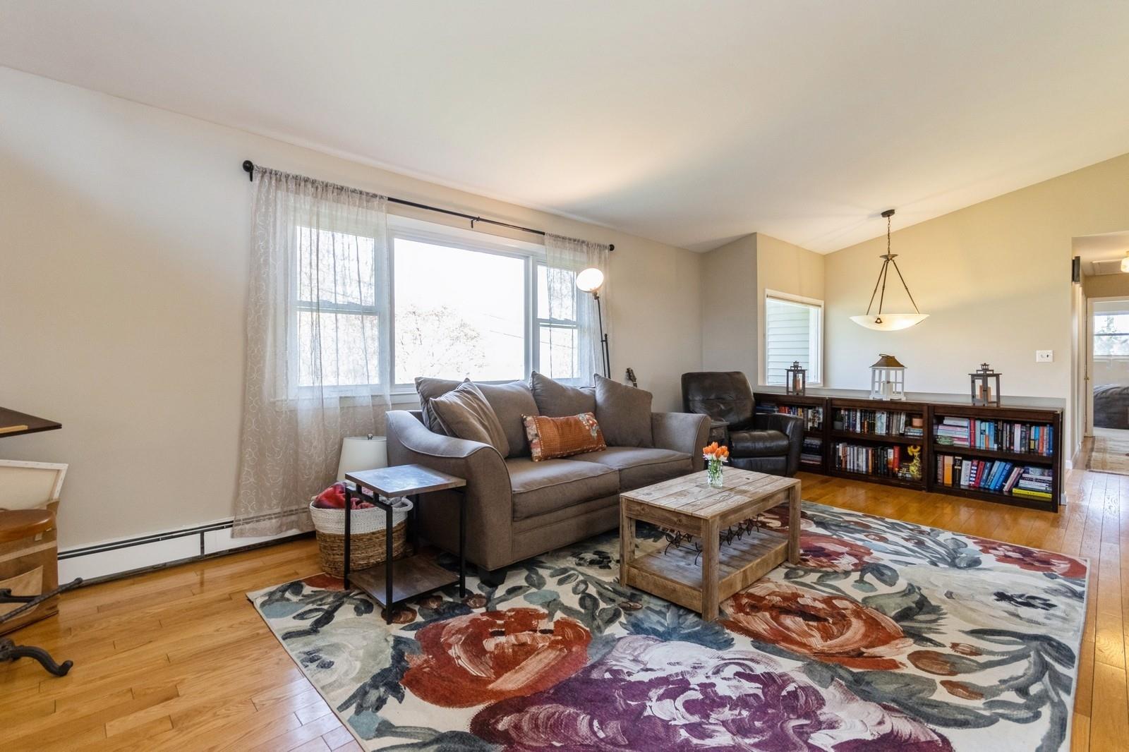 6 Overhill Road, Cortlandt Manor, New York image 2