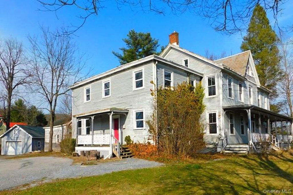 Photo of 853 Salt Point Turnpike, Poughkeepsie, NY 12601 (MLS # 1028698)