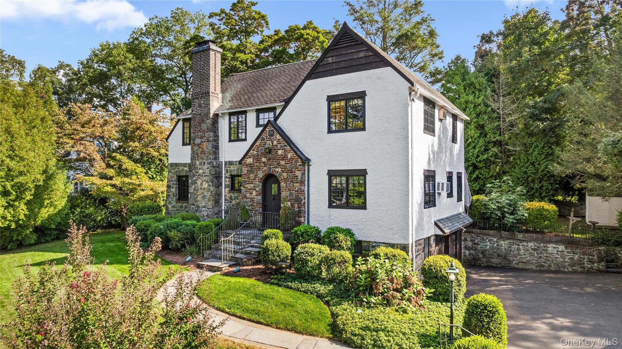 122 Sunset Road