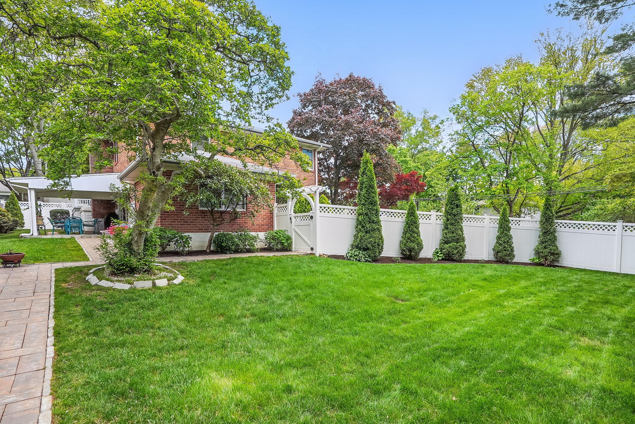 4 Sylvan Road, White Plains, New York image 23