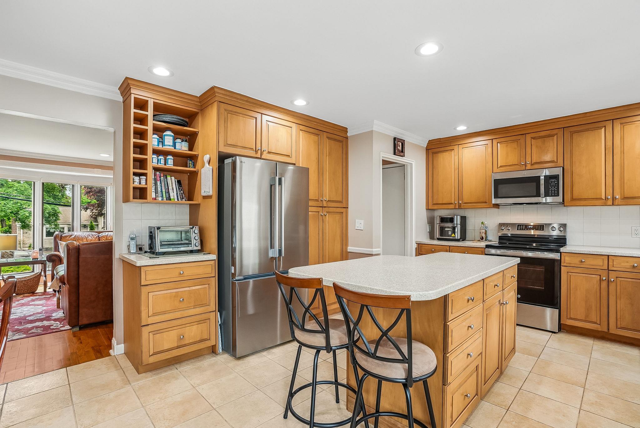 4 Sylvan Road, White Plains, New York image 5