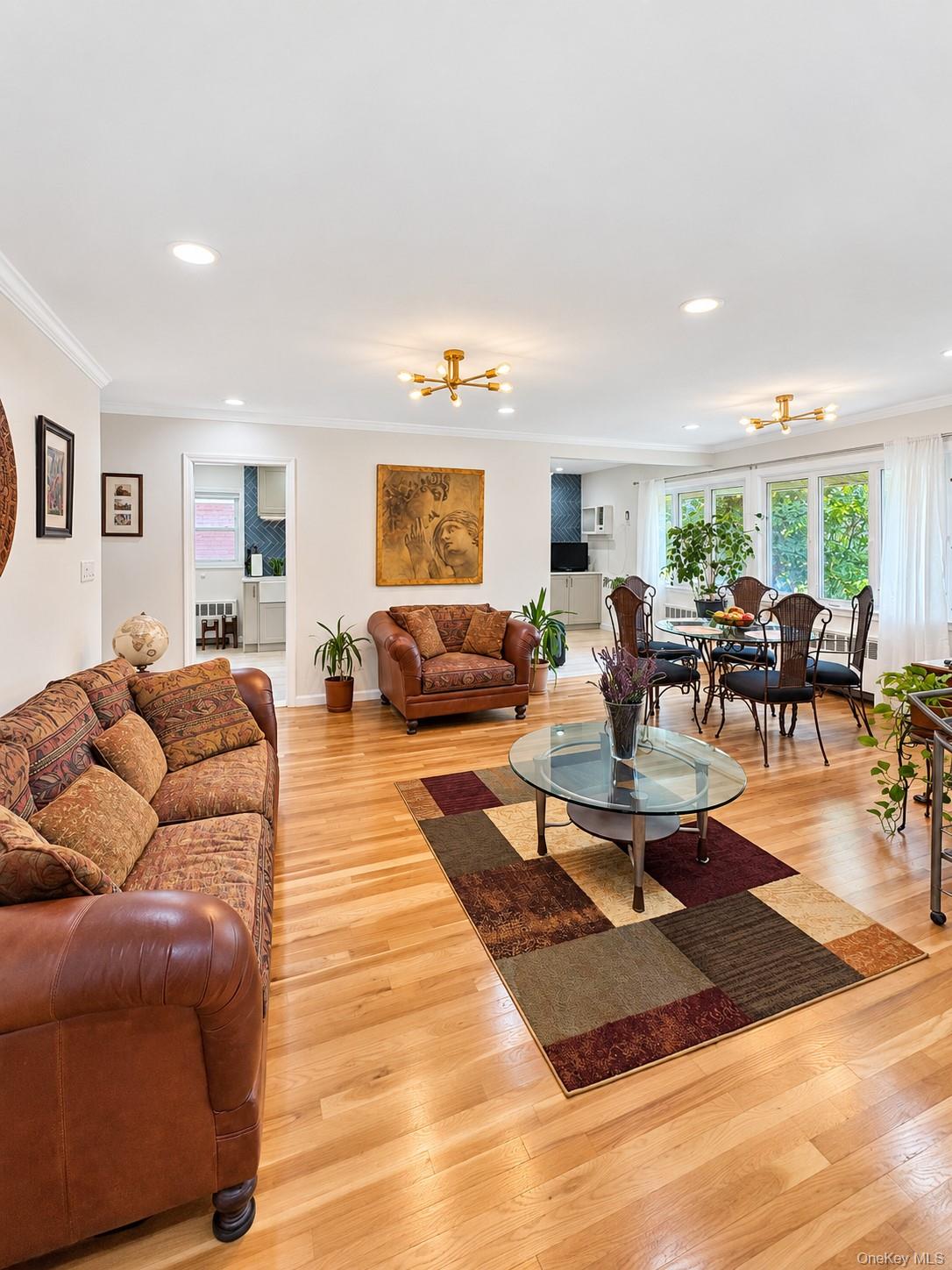 94 massapequa Avenue