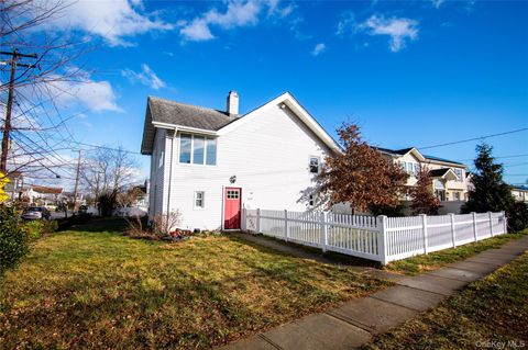 Homes For Rent - 3159 Milburn Avenue #HOUSE<br/> Baldwin, NY 11510