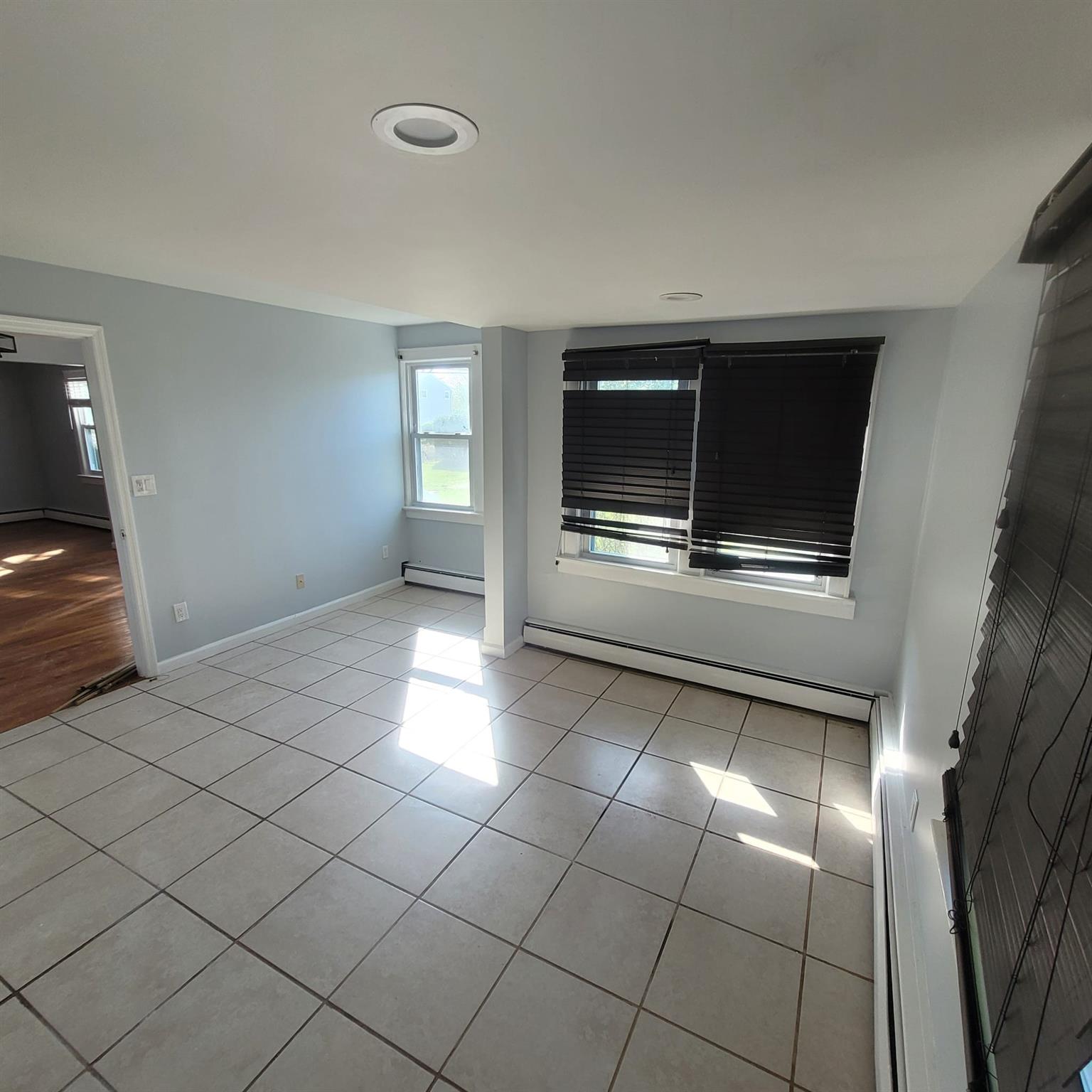 52 Columbus Boulevard, Amityville, New York image 9