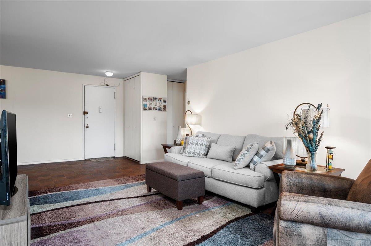 100 E Hartsdale Avenue #TJE, Hartsdale, New York image 7
