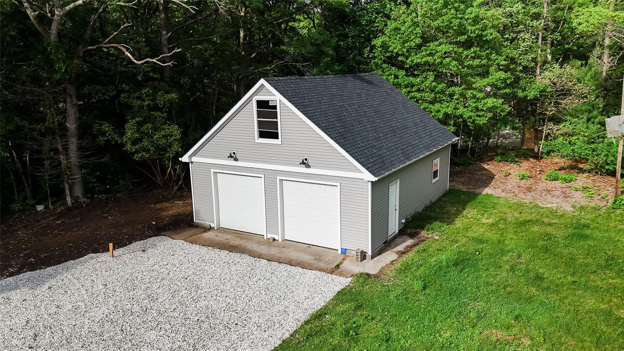 381 Wading River Road, Manorville, New York image 27