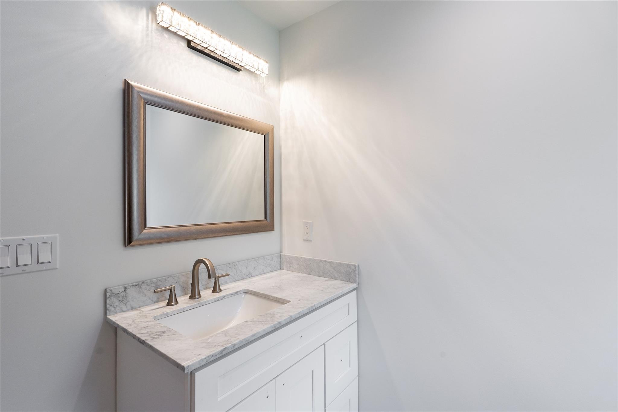 381 Wading River Road, Manorville, New York image 23