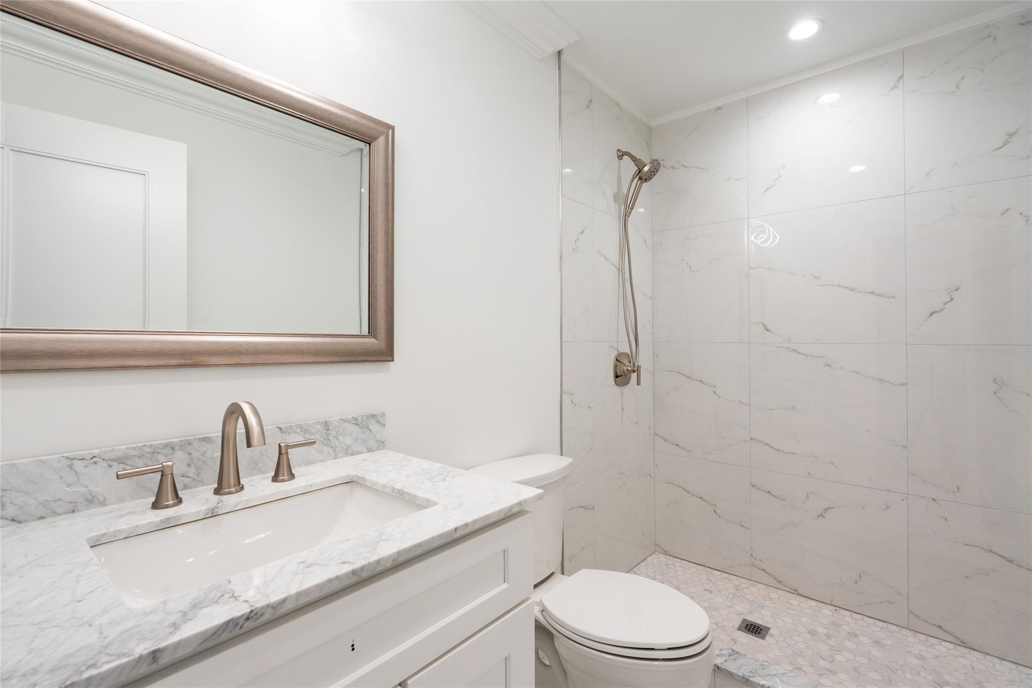 381 Wading River Road, Manorville, New York image 16