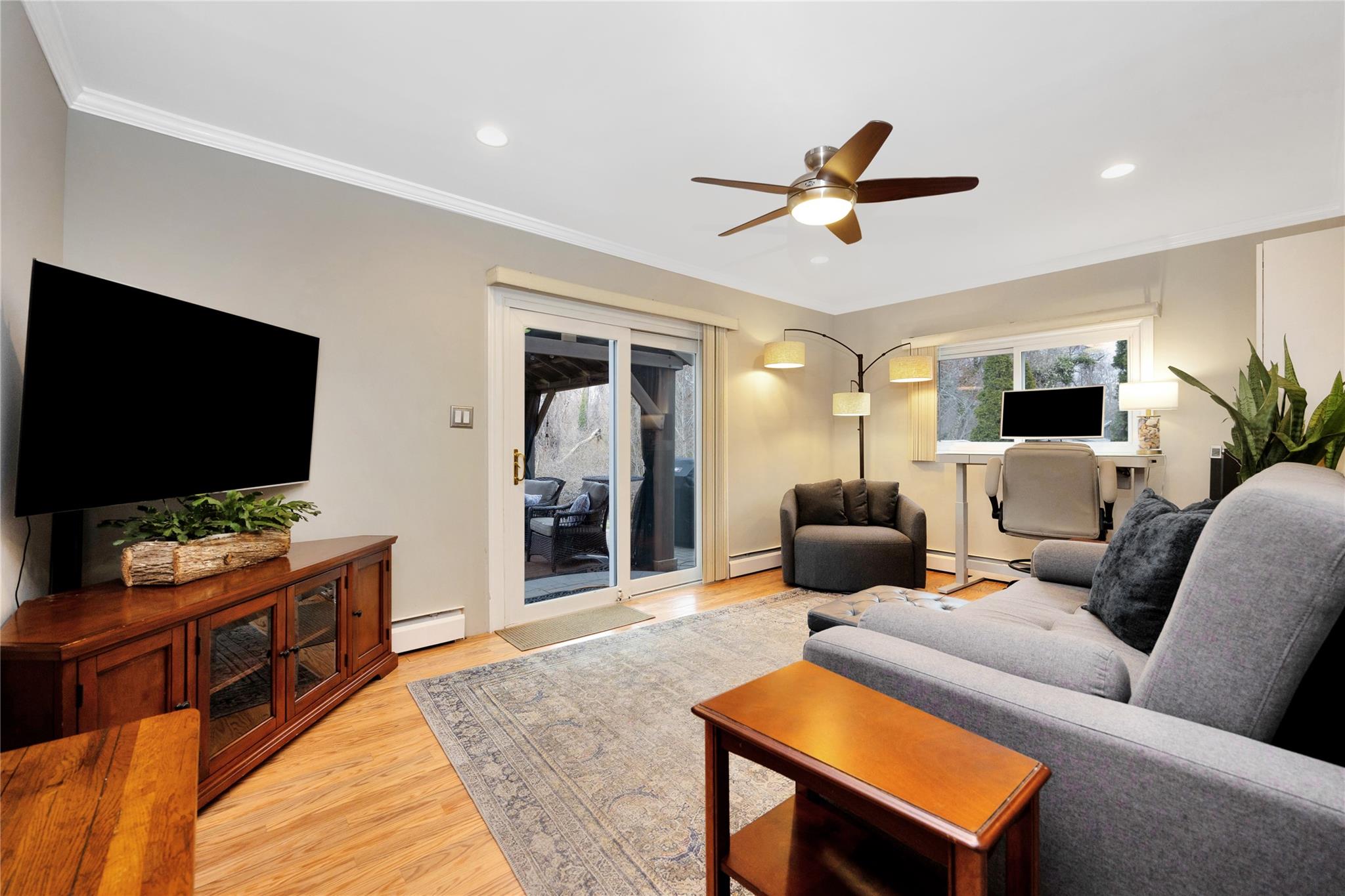 4 Brooktree Circle, Lindenhurst, New York image 10