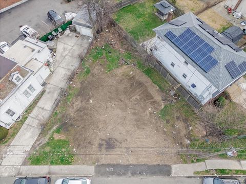 Vacant Land For Sale - 43 Peninsula Boulevard<br/> Hempstead, NY 11550