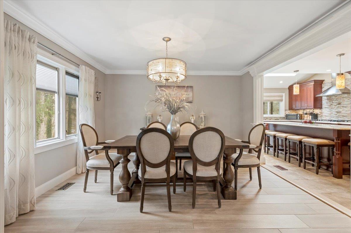 4 Redington Court, Dix Hills, New York image 16