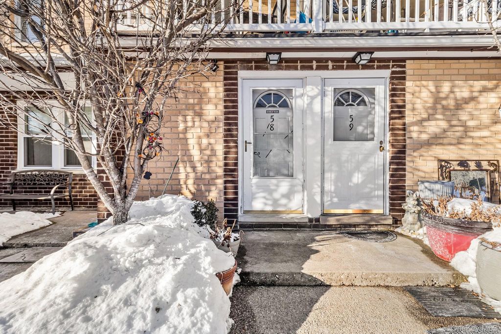 Photo of 58 Artist Lake Drive, Middle Island, NY 11953 (MLS # 959233)