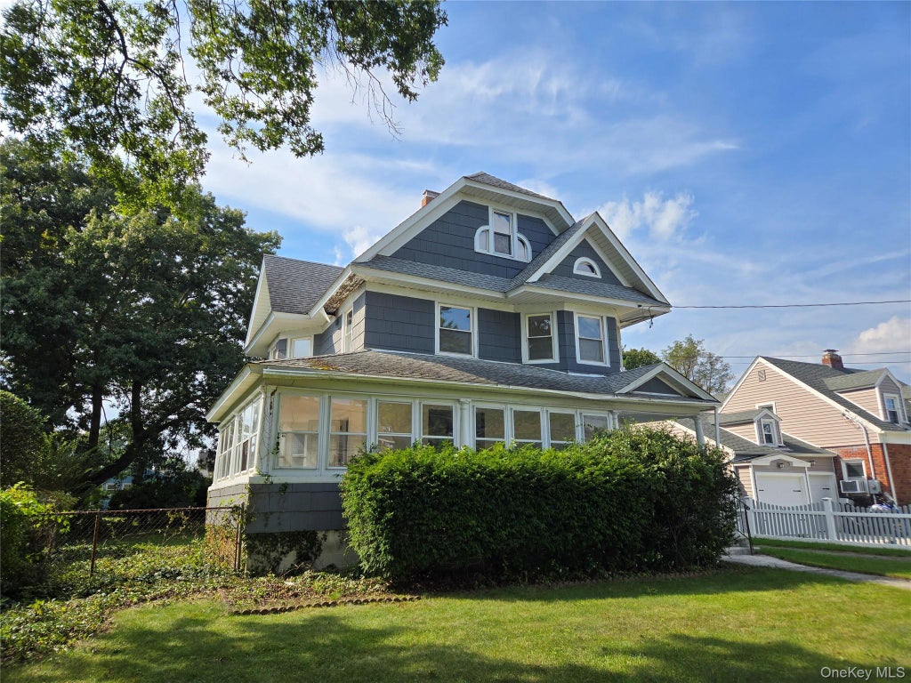 Photo of 302 Locust Avenue, Freeport, NY 11520 (MLS # 1063273)