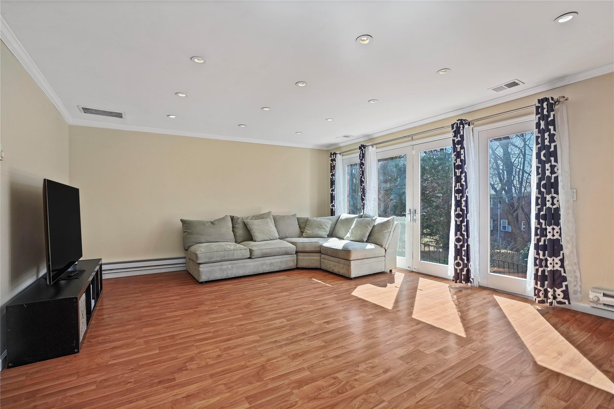 48 Sycamore Lane, Irvington, New York image 30