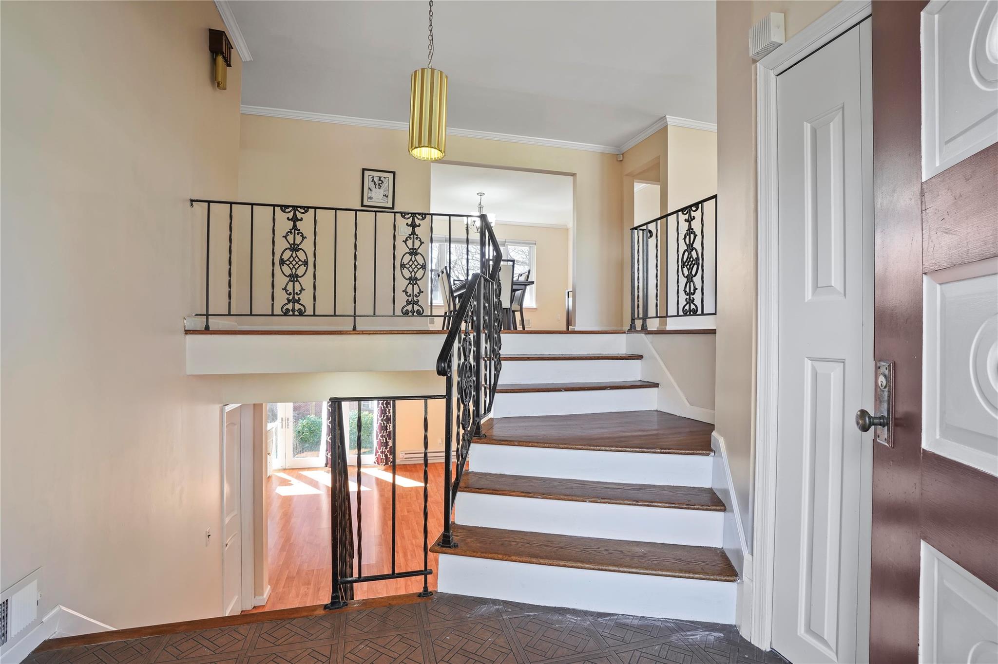 48 Sycamore Lane, Irvington, New York image 2