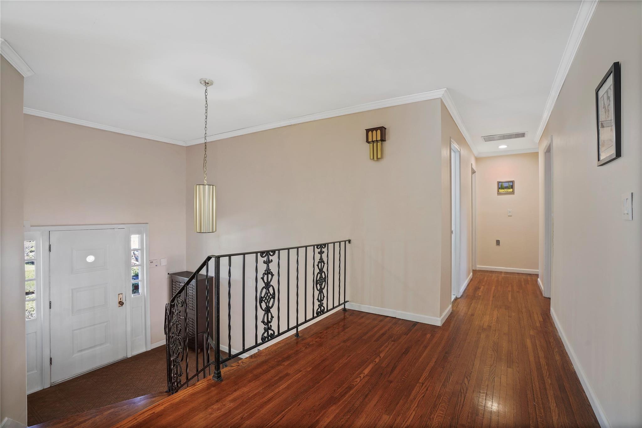 48 Sycamore Lane, Irvington, New York image 4