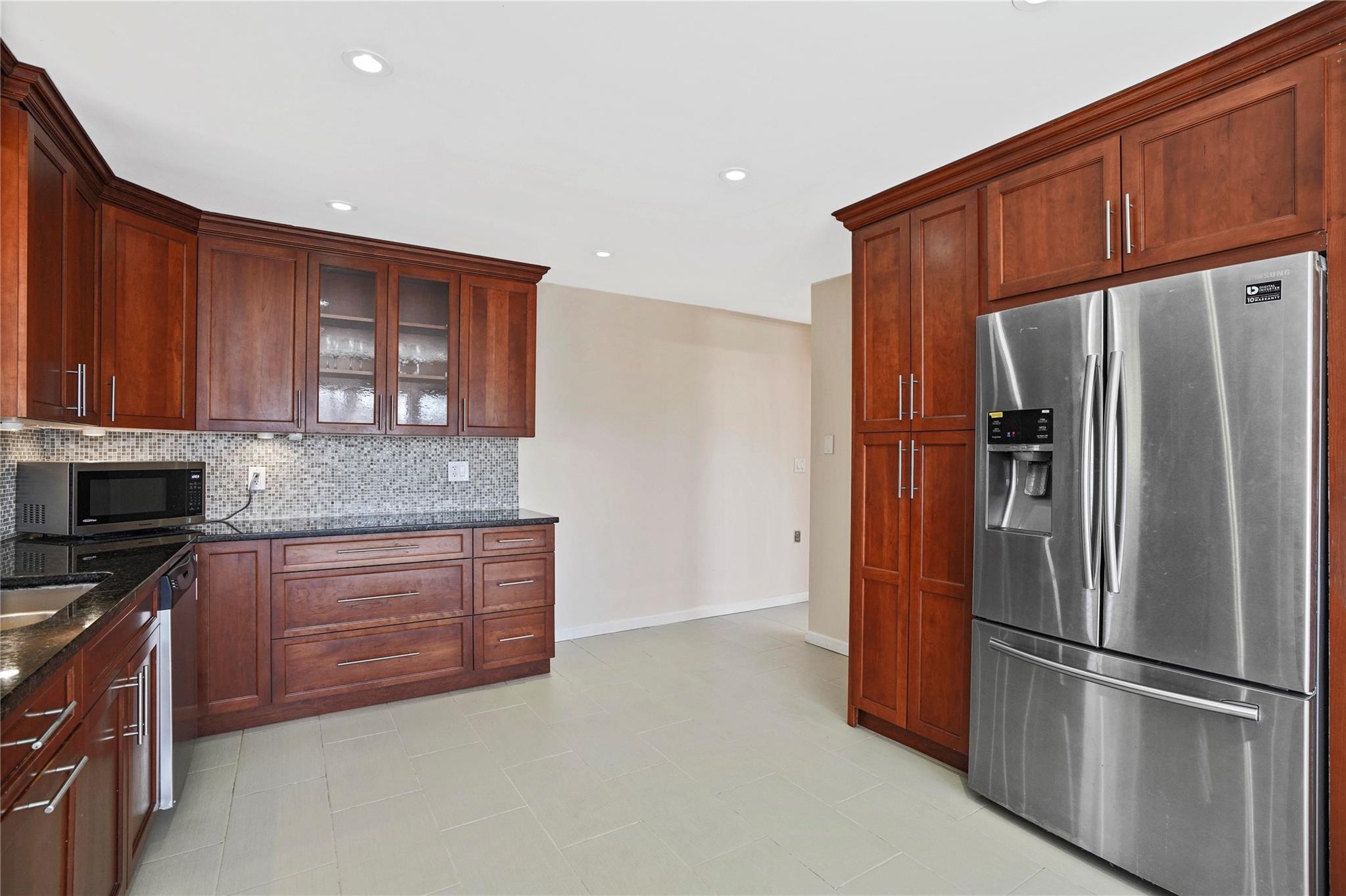 48 Sycamore Lane, Irvington, New York image 15