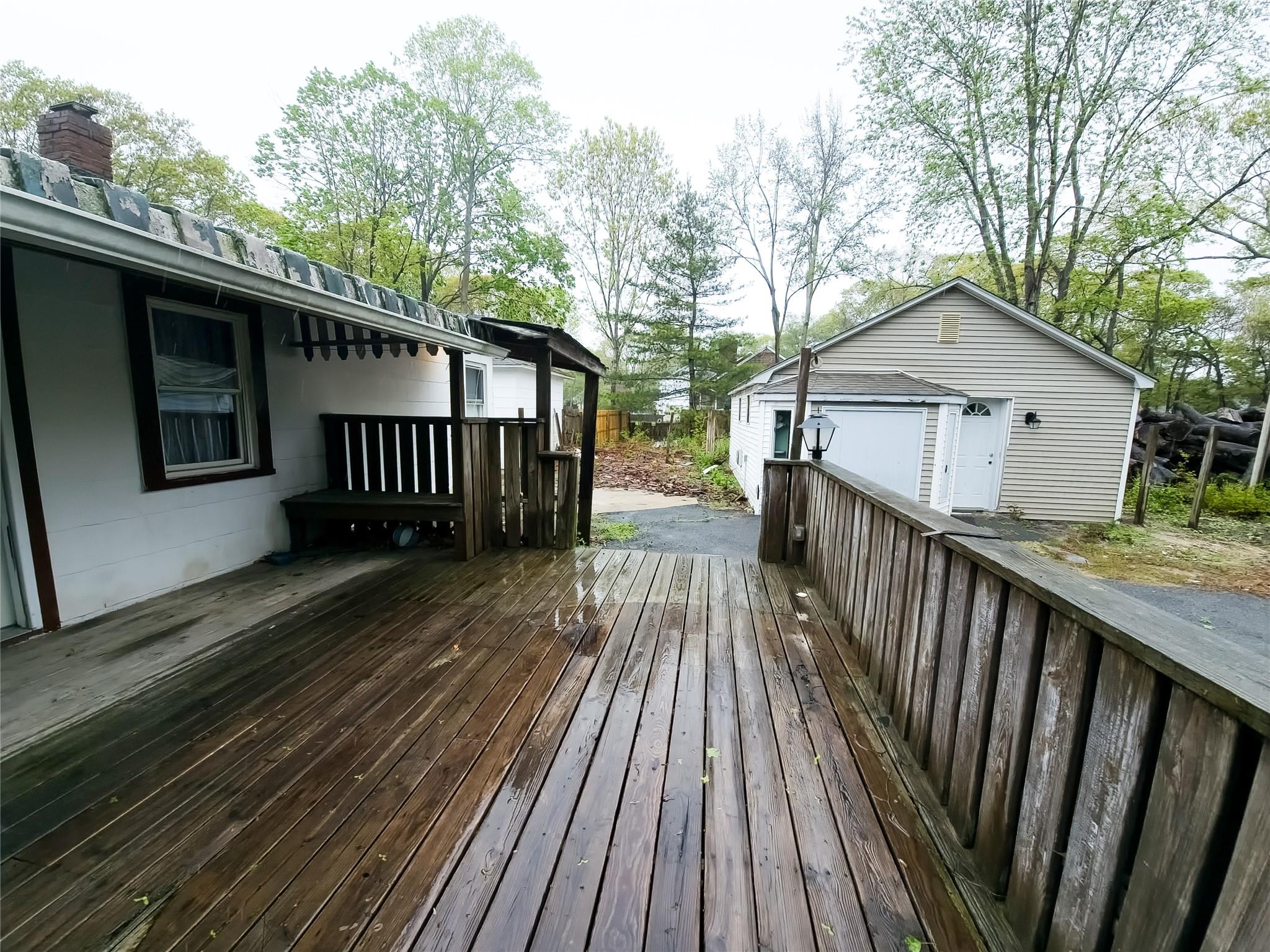 135 Mayfield Drive, Mastic Beach, New York image 20