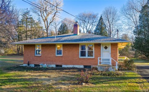 16 Townsend Boulevard Pawling NY 12564