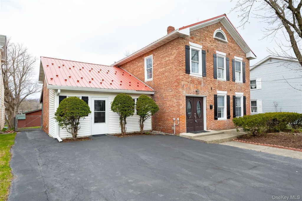 Photo of 26 Elizabeth Street, Saugerties, NY 12477 (MLS # 984105)