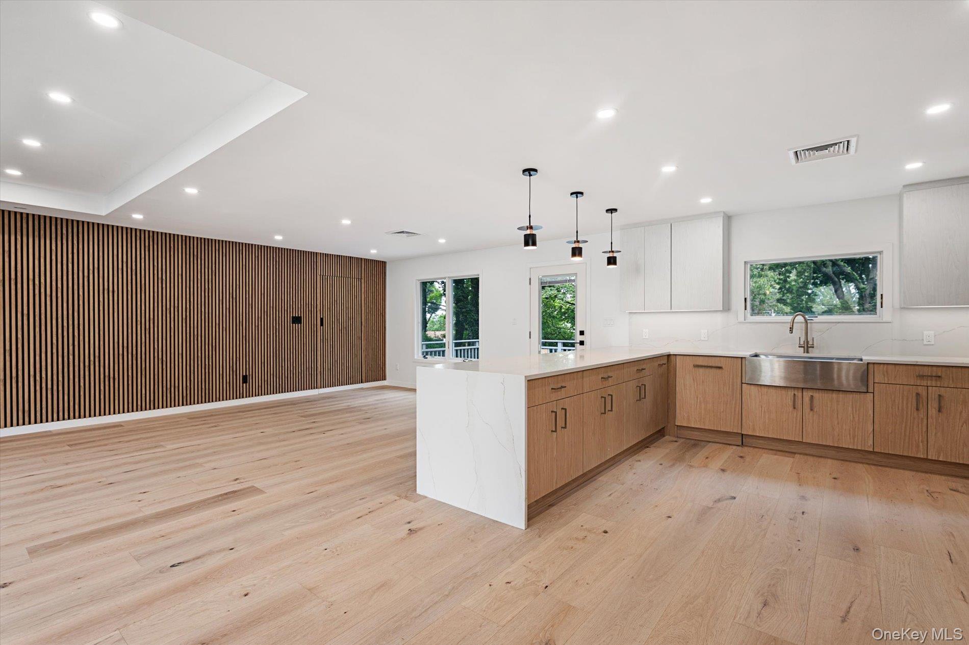 8 Junard Drive