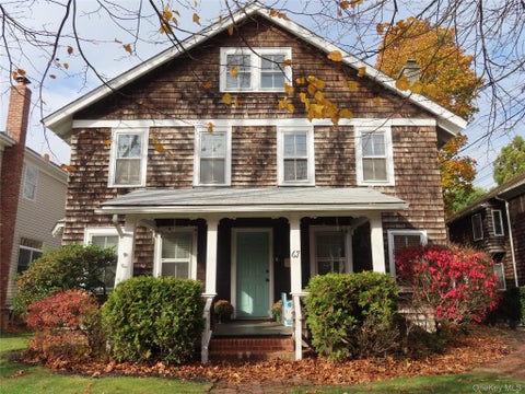 Apartment For Rent - 67 Prospect Street St<br/> Babylon, NY 11702